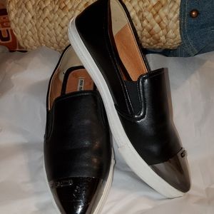 Miu Miu Loafers sz 39 Black Leather/ silver toe